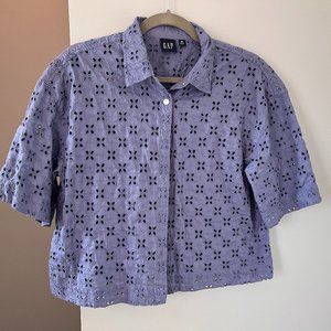 Gap eyelet cropped top in blue